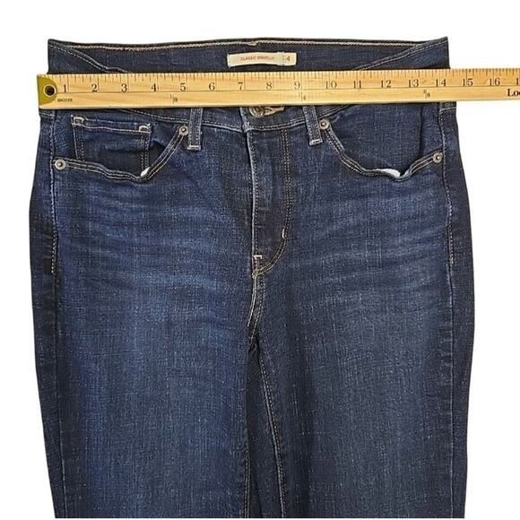 Levis Womens Classic Bootcut Jeans Size 4 W27 L32 Dark Wash Stretch Blue Denim - Picture 8 of 10